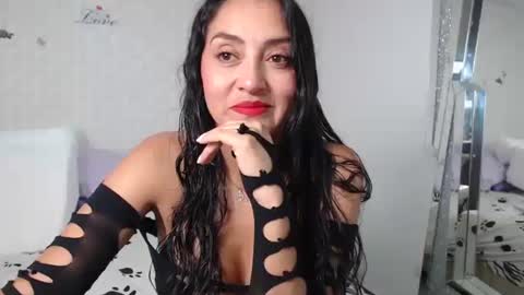 Snapshot of ximenaa_suarez chatting on 03.06.25 ximena suarez online show from 03.06.25
