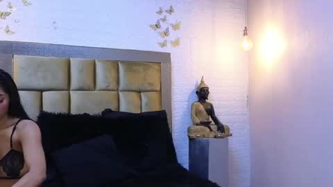 Snapshot of ximenawilliamss chatting on 01.15.25 ximena online show from 01.15.25