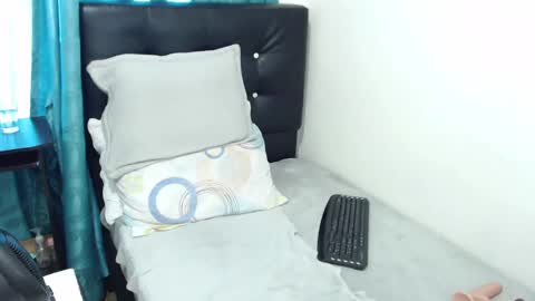 Snapshot of xio77 chatting on 12.20.24 Xio77 online show from 12.20.24