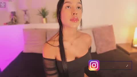  X I O M A R A  online show from 06.27.26