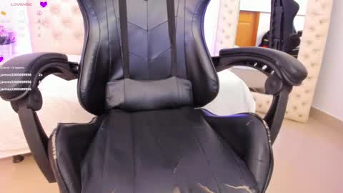 xiomara_cortes online show from 01.25.25