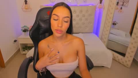 xiomara_cortes online show from 02.03.25