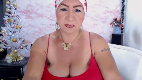 XIOMY   give LIKE on my page online show from 12.02.24