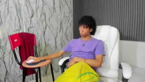 Snapshot of xion_ez chatting on 11.07.25 xion_ez online show from 11.07.25