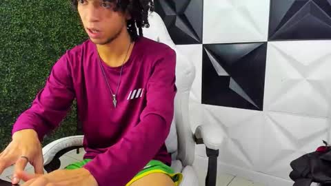 Snapshot of xion_ez chatting on 03.05.26 xion_ez online show from 03.05.26