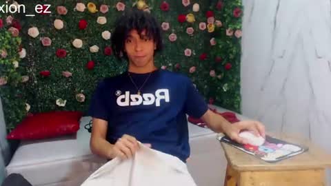 Snapshot of xion_ez chatting on 07.14.26 xion_ez online show from 07.14.26