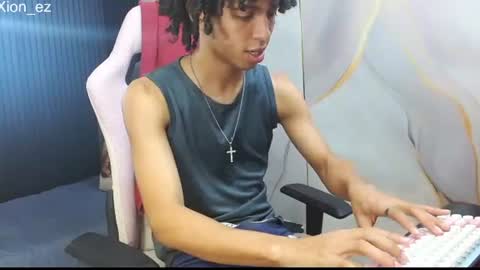 Snapshot of xion_ez chatting on 07.23.26 xion_ez online show from 07.23.26