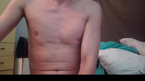 Snapshot of xirudasantiga chatting on 11.18.25 xirudasantiga online show from 11.18.25