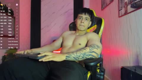 Snapshot of xkevyn chatting on 10.15.25 online show from 10.15.25