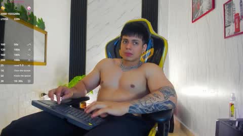 Snapshot of xkevyn chatting on 11.01.25 online show from 11.01.25