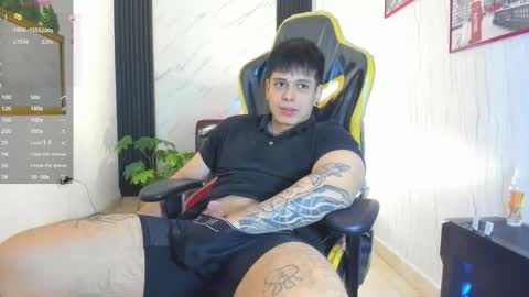 Snapshot of xkevyn chatting on 11.19.25 online show from 11.19.25