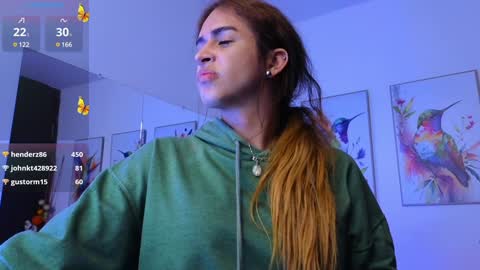 Snapshot of xkim_starx chatting on 01.25.25 welcome friends online show from 01.25.25