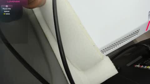 Snapshot of xkim_starx chatting on 11.03.25 welcome friends online show from 11.03.25