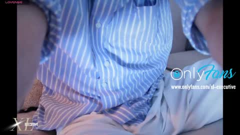 Snapshot of xl_executive chatting on 05.09.26 xl_executive online show from 05.09.26
