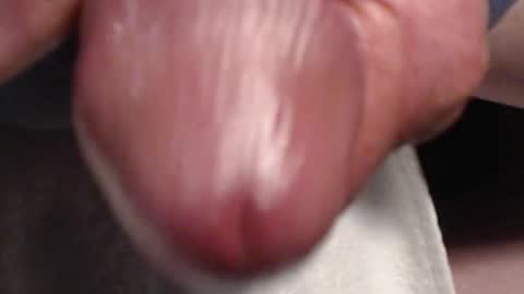 Snapshot of xloadzzz chatting on 11.28.25 xloadzzz online show from 11.28.25