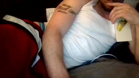 Snapshot of xlpack69 chatting on 10.16.25 John online show from 10.16.25