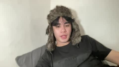 Snapshot of xluminous chatting on 06.16.26 MIKAEL online show from 06.16.26