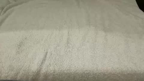 Snapshot of xme4u chatting on 09.19.25 Horny online show from 09.19.25