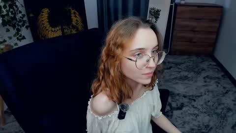 Kylie  online show from 09.10.25