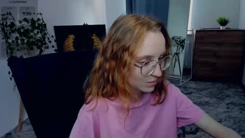 Kylie  online show from 10.17.25