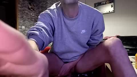 Snapshot of xo_smurf_xo chatting on 01.18.25 Just Smurf online show from 01.18.25