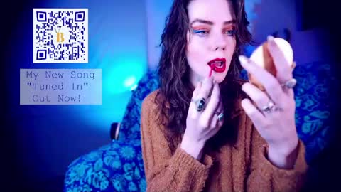Bella Bondai online show from 05.10.26