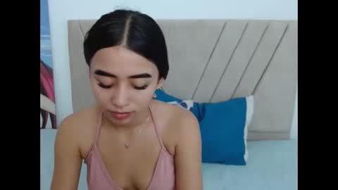 Snapshot of xoxo_melany chatting on 03.11.26 melany online show from 03.11.26