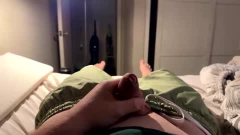 Snapshot of xoxowtf chatting on 12.11.24 xoxowtf online show from 12.11.24