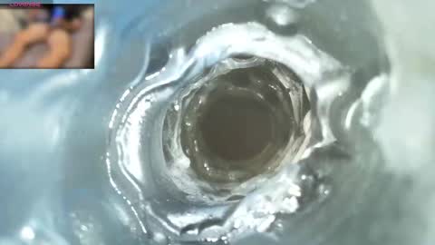 Snapshot of xoxowtf chatting on 09.22.25 xoxowtf online show from 09.22.25