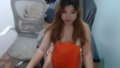 Snapshot of xpinaygirlwild chatting on 03.04.25 GRACE online show from 03.04.25