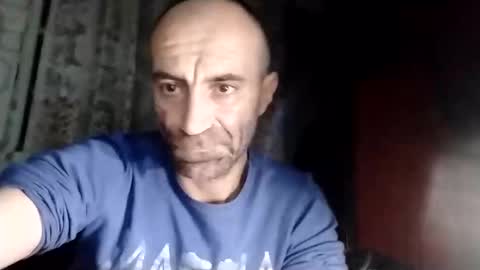 Snapshot of xploid1982 chatting on 11.18.25 xploid1982 online show from 11.18.25