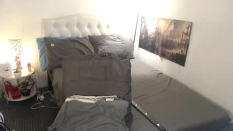 Snapshot of xqueenyasiandomcumx chatting on 01.14.26 address me as QUEEN NINA A Little Bit of ANGELIC FACE with a Wild Demonic Side online show from 01.14.26