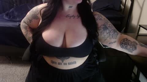 xorileyschembri online show from 01.05.25