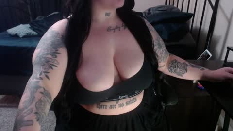 xorileyschembri online show from 01.22.25