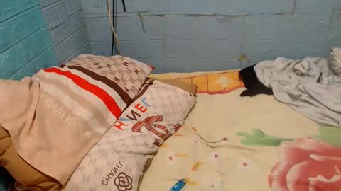 Snapshot of xsavagemistressx chatting on 12.27.24 Ask Me Baby online show from 12.27.24