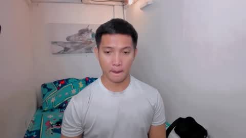 xsebastian19 online show from 12.15.25