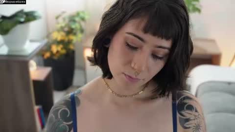 Snapshot of xspacebluex chatting on 06.19.26 Blue online show from 06.19.26