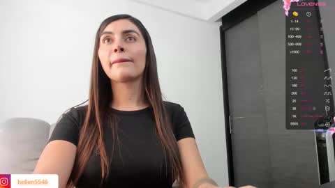 Snapshot of xspecialroomx chatting on 12.18.24 Hellen Sofia instagram hellen5546 online show from 12.18.24