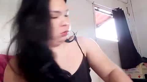 Snapshot of xsuck_my_dickx chatting on 10.15.25 Nica online show from 10.15.25