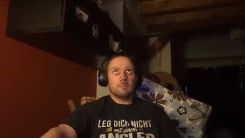 Snapshot of xtedx23 chatting on 01.28.25 xtedx23 online show from 01.28.25