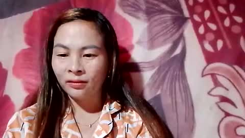 Snapshot of xuxulove00 chatting on 09.27.25 xuxulove00 online show from 09.27.25