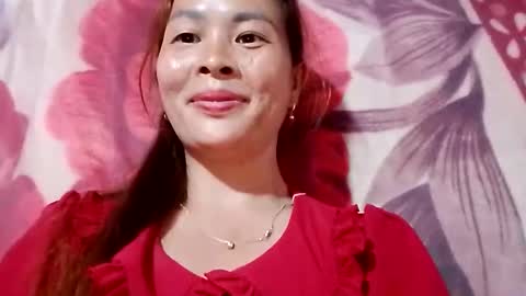 Snapshot of xuxulove00 chatting on 10.12.25 xuxulove00 online show from 10.12.25