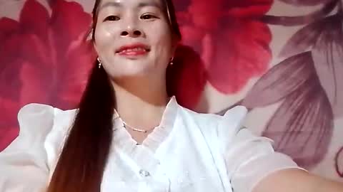 Snapshot of xuxulove00 chatting on 10.20.25 xuxulove00 online show from 10.20.25