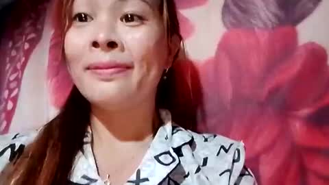 Snapshot of xuxulove00 chatting on 12.05.25 xuxulove00 online show from 12.05.25