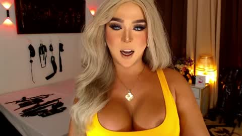 K E L L Y online show from 07.16.26