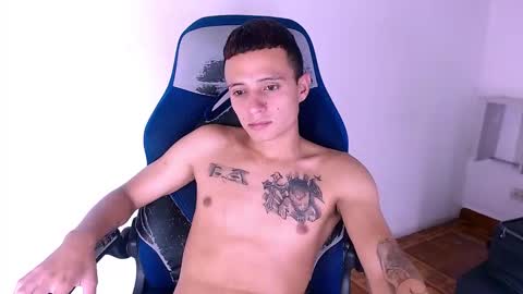 Snapshot of xx_kike_xx chatting on 12.15.25 K I K E online show from 12.15.25