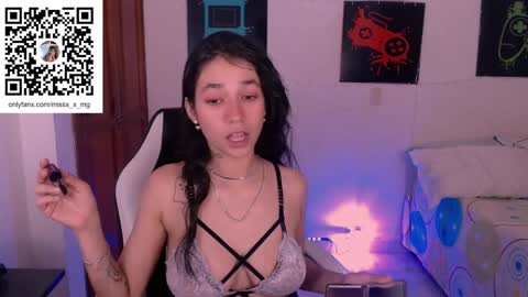 Snapshot of xx_x_mg chatting on 02.01.25 Jacky online show from 02.01.25