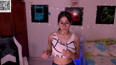 Snapshot of xx_x_mg chatting on 02.20.25 Jacky online show from 02.20.25