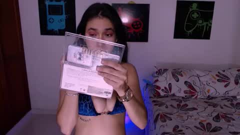 Snapshot of xx_x_mg chatting on 09.18.25 Jacky online show from 09.18.25