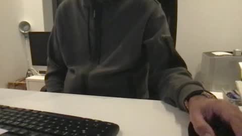 Snapshot of xxberlin_1976xx chatting on 12.19.24 Sally Alex online show from 12.19.24